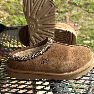 Kids' Tazz Suede Platform Slippers (Youth) Brown